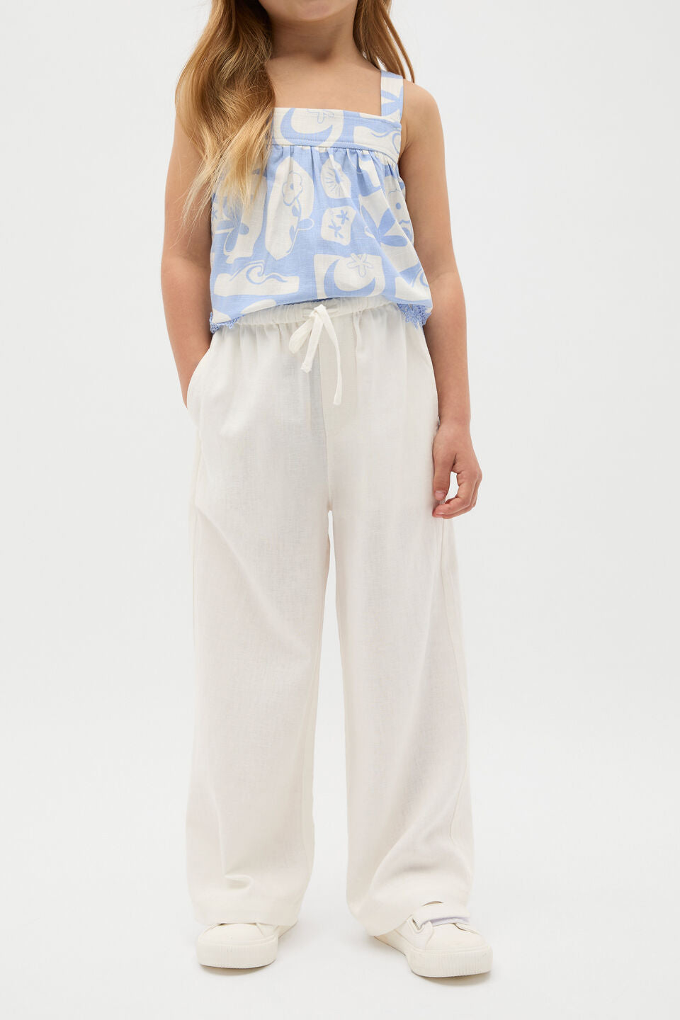 Straight Pull On Pant